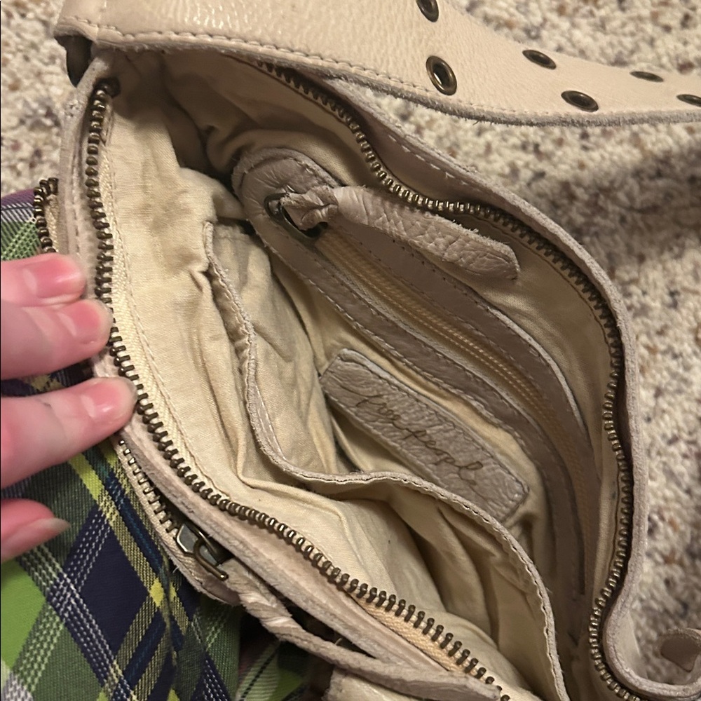 Free People beige leather purse - Picture 4 of 5